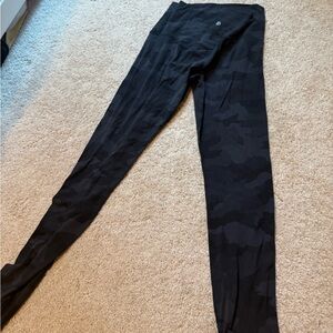 Black camo lululemon leggings